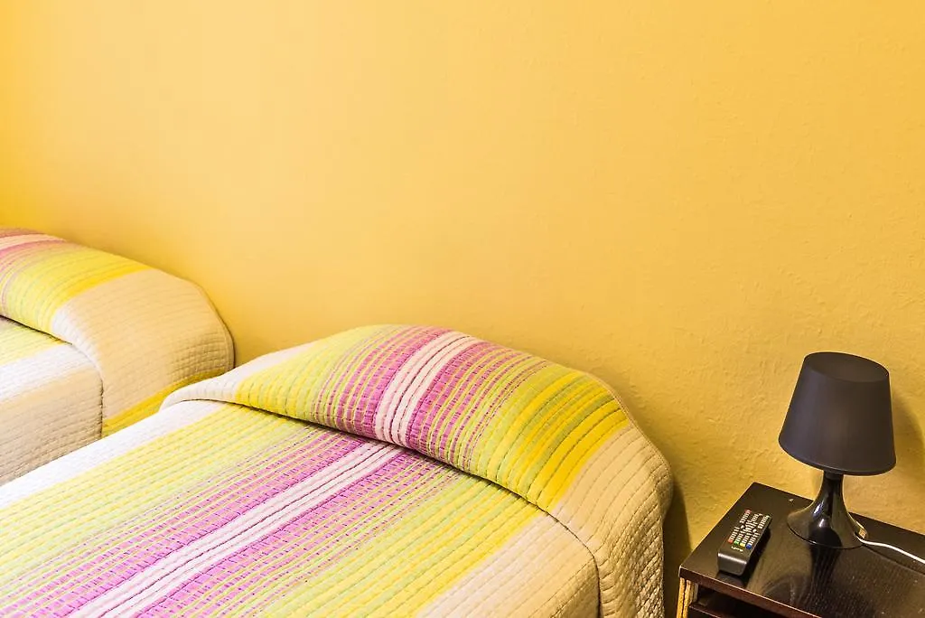 아파트 Hostel Turistic Castell 바르셀로나