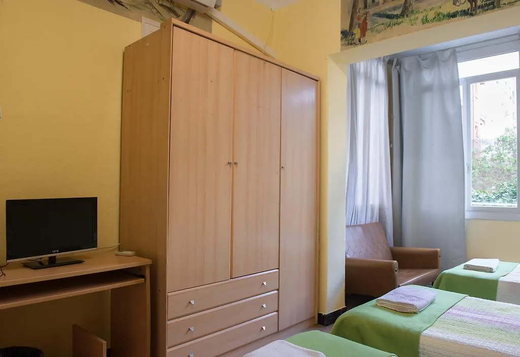 Hostel Turistic Castell 바르셀로나